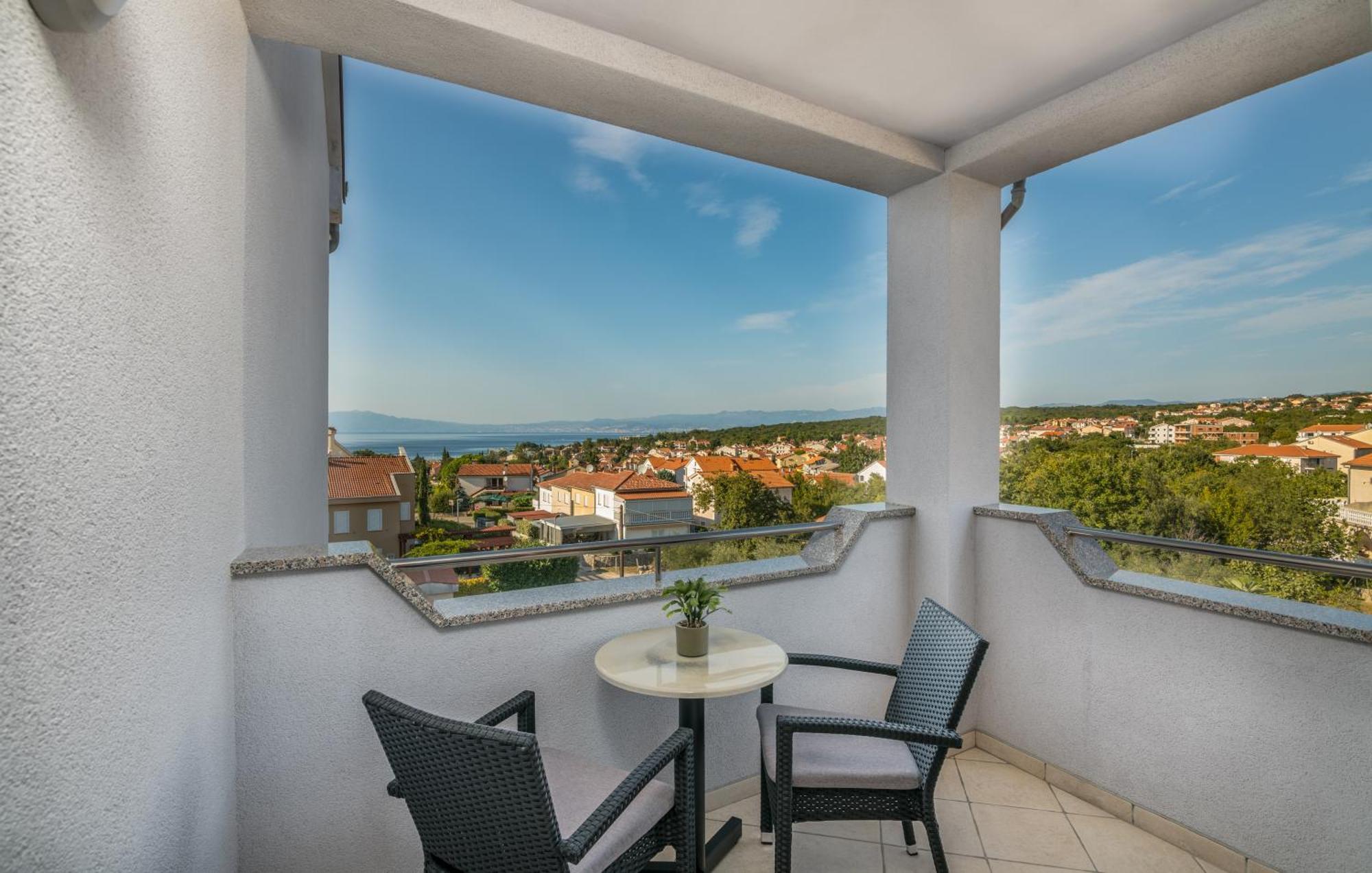 Apartments Kvarner Malinska Exterior photo