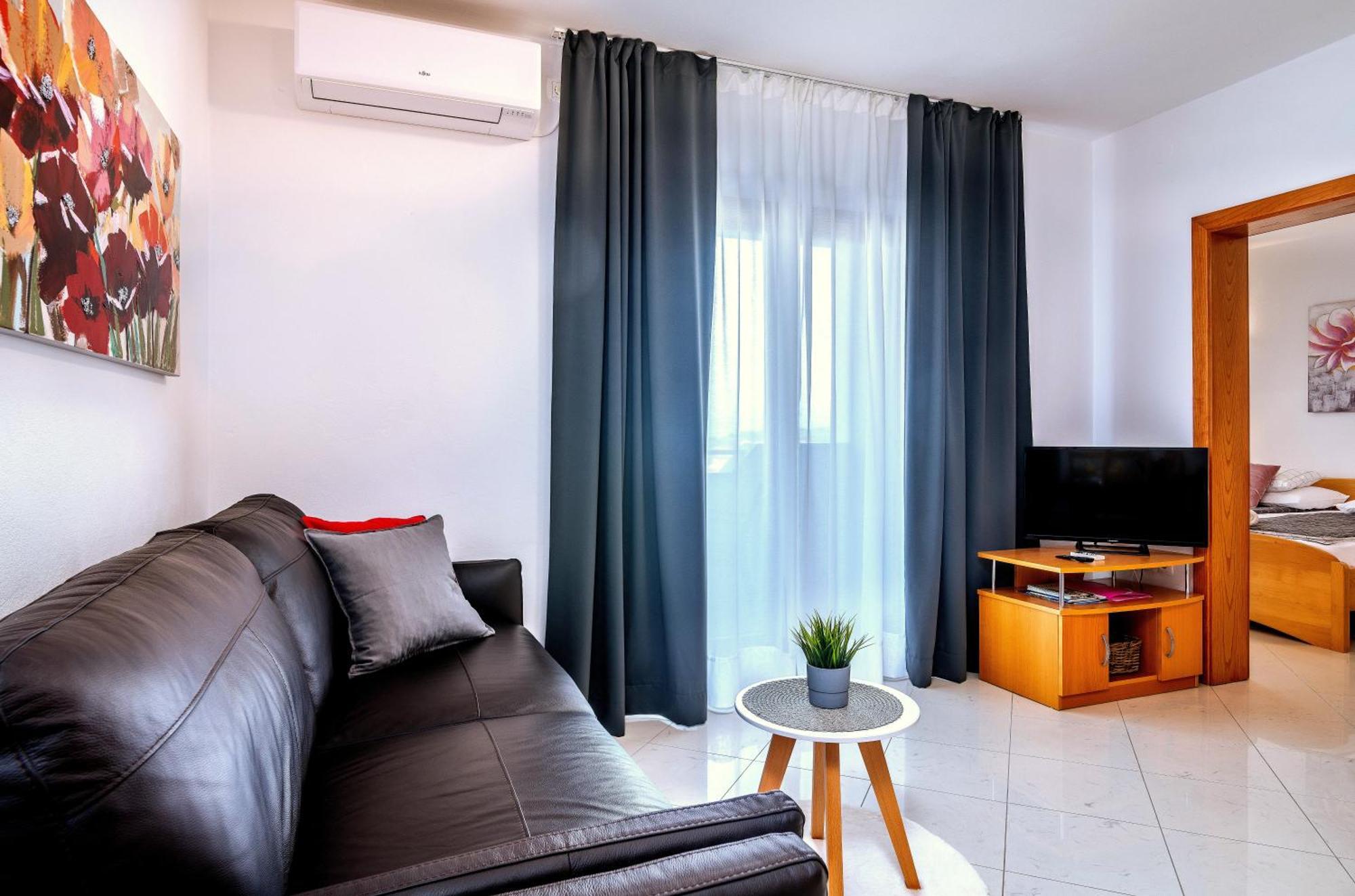 Apartments Kvarner Malinska Exterior photo